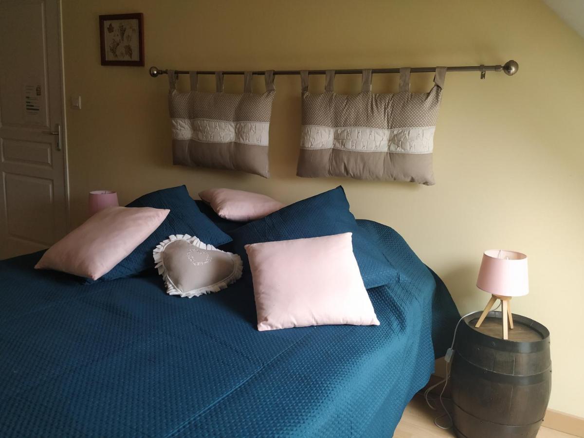 Le Logis Du Livier Saint-Georges-sur-Layon Quarto foto
