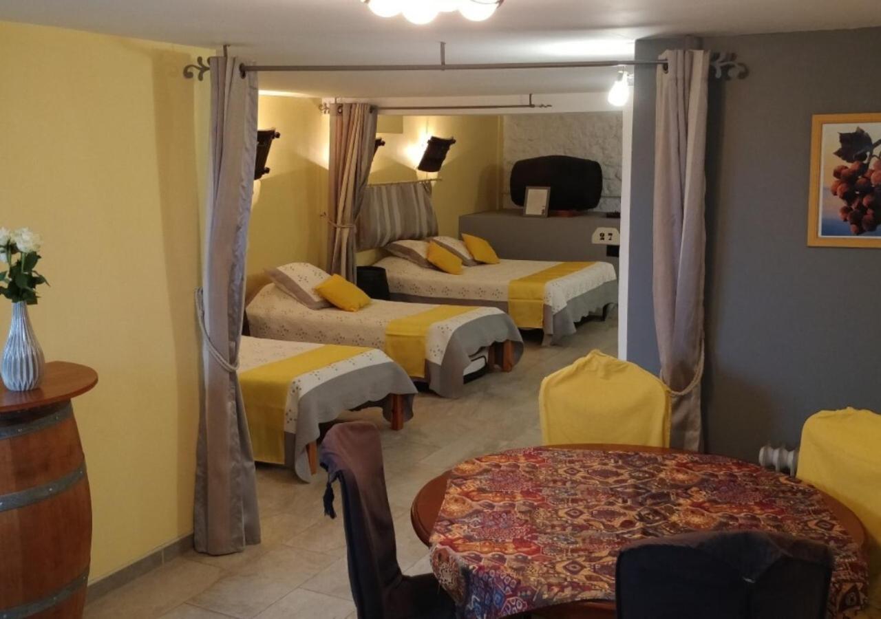 Le Logis Du Livier Saint-Georges-sur-Layon Quarto foto